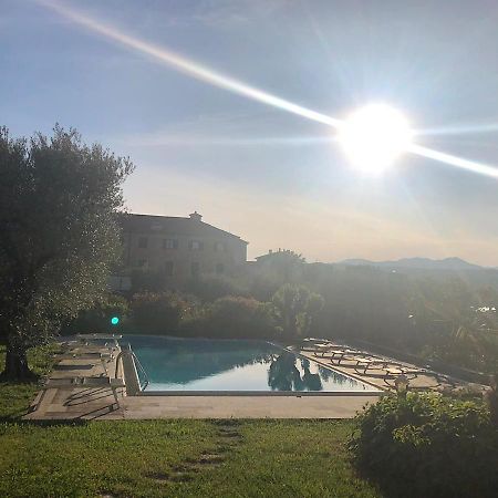 Villa Elena Appartamento In Villa Montinelle 外观 照片
