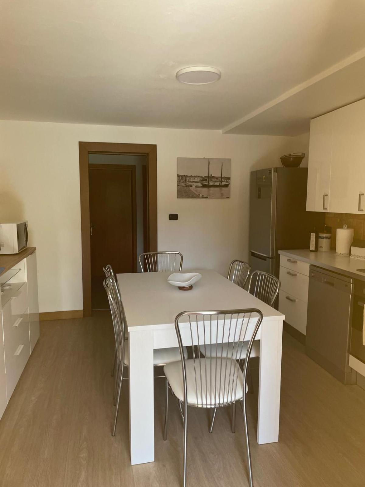 Villa Elena Appartamento In Villa Montinelle 外观 照片