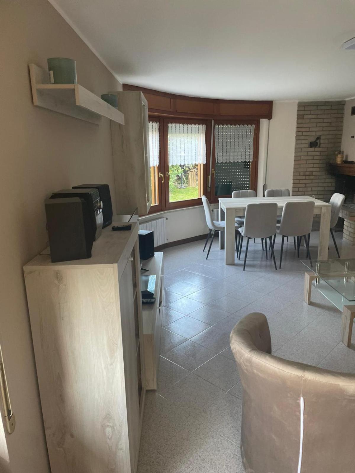 Villa Elena Appartamento In Villa Montinelle 外观 照片